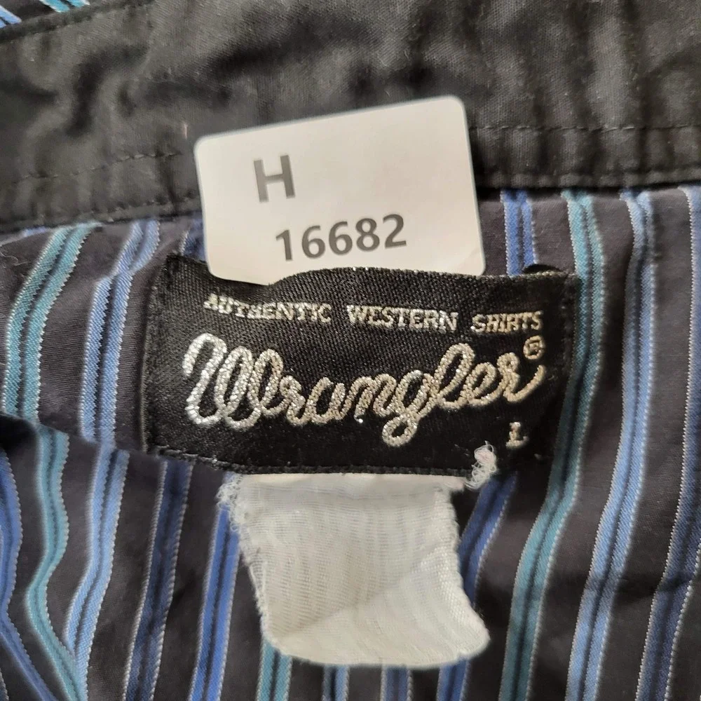 Wrangler *please carefully